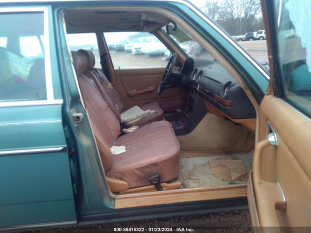 1984 MERCEDES-BENZ 300 WDBAB93AXEF000436 Photo 4
