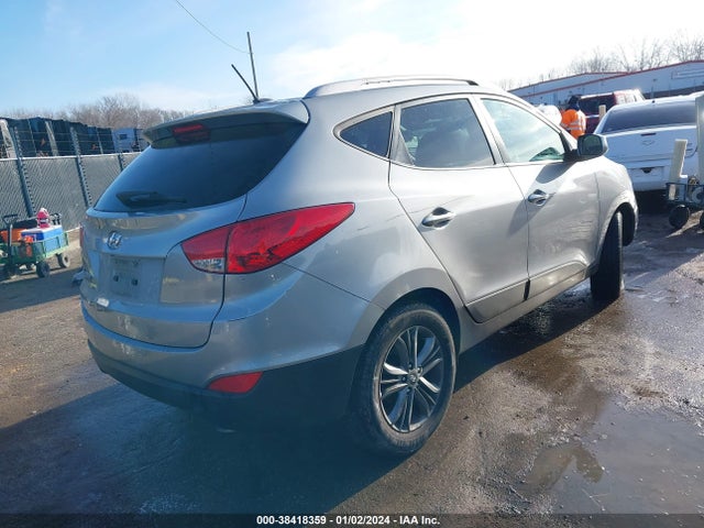 Hyundai TUCSON SE 2015 KM8JU3AGXFU043540 Image 4