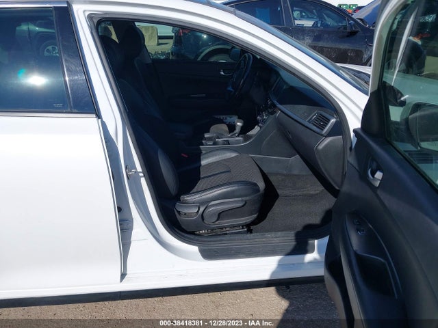 KIA Optima S 2019 5XXGT4L34KG295771 Image 5