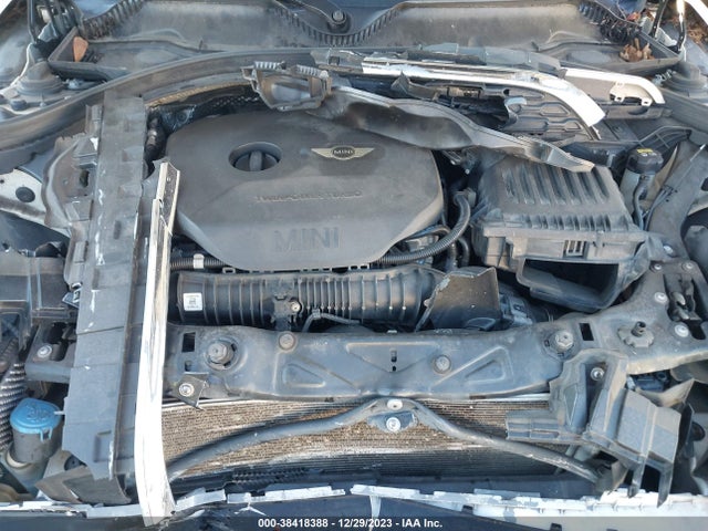2016 MINI CLUBMAN WMWLN9C56G2B32043 Photo 9
