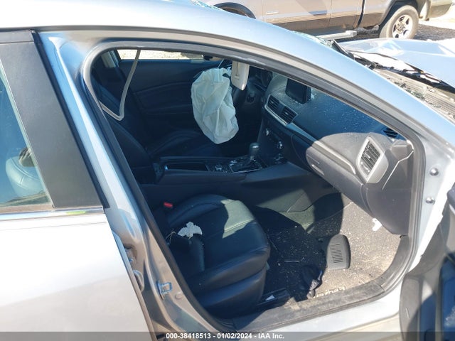 3MZBN1V34JM188763 Mazda Mazda3 Touring