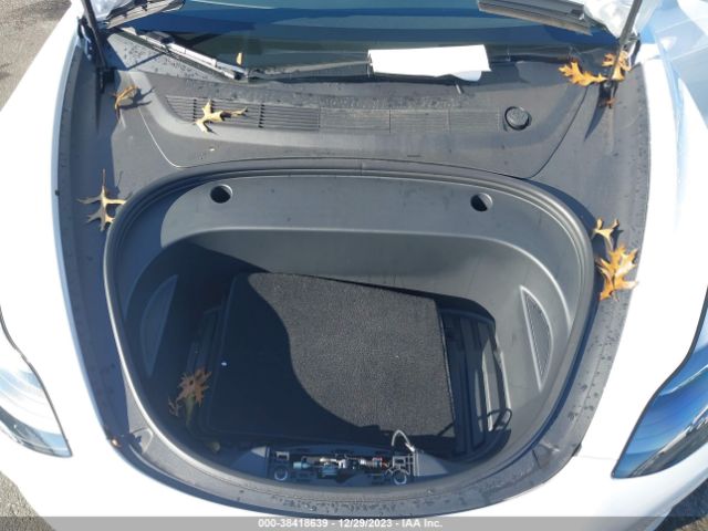 2023 TESLA MODEL 3 5YJ3E1EB3PF602739 Photo 9