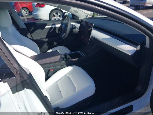 2023 TESLA MODEL 3 5YJ3E1EB3PF602739 Photo 4