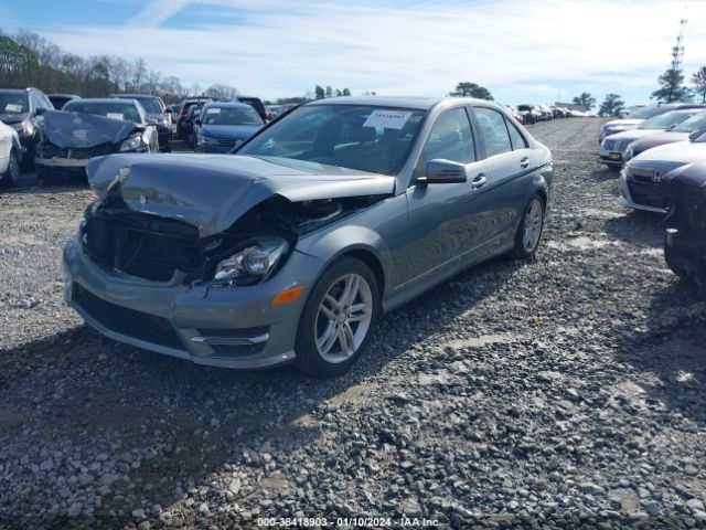 WDDGF4HBXEG206733 Mercedes-Benz C 250 Luxury/sport