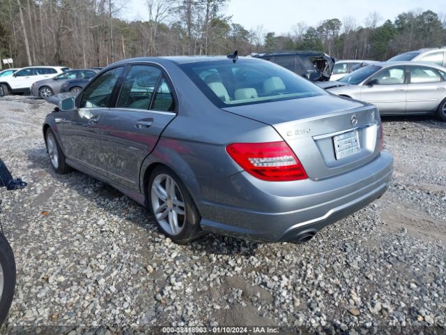 WDDGF4HBXEG206733 Mercedes-Benz C 250 Luxury/sport