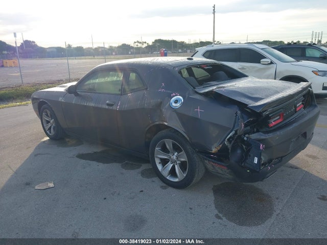Dodge Challenger Sxt 2018 2C3CDZAG4JH305830 Image 3