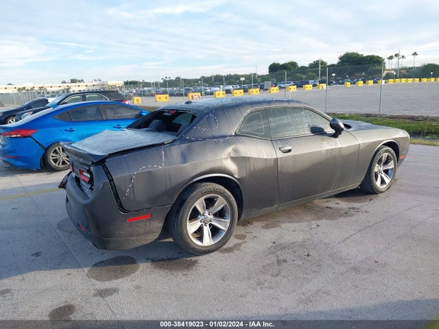 Dodge Challenger Sxt 2018 2C3CDZAG4JH305830 Image 4