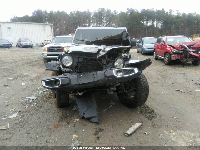 2020 JEEP WRANGLER UNLIMITED SAHARA 4X4 VIN: 1C4HJXEN8LW198518