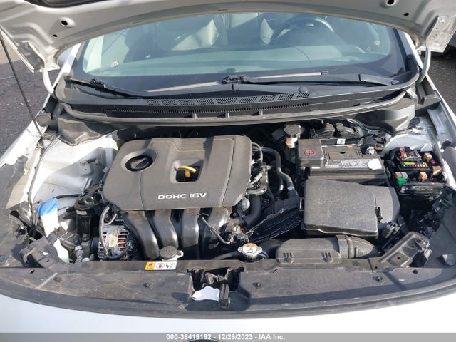 KIA FORTE LX 2017 3KPFK4A76HE139026 Image 10