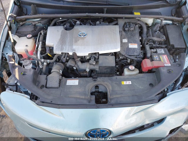 2018 TOYOTA PRIUS THREE VIN: JTDKARFU2J3548361