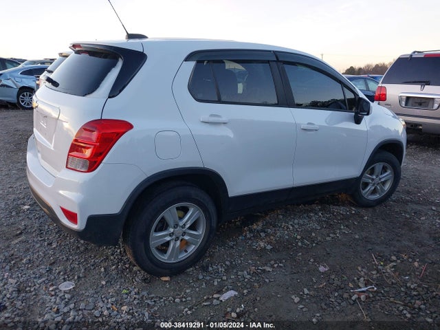Chevrolet TRAX LS 2017 KL7CJNSB8HB211496 Image 4