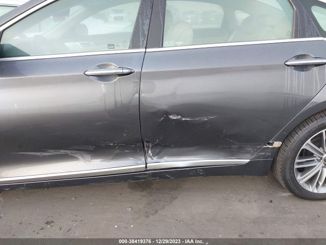 Genesis G80 3.8 2018 KMHGN4JE9JU265121 Image 12