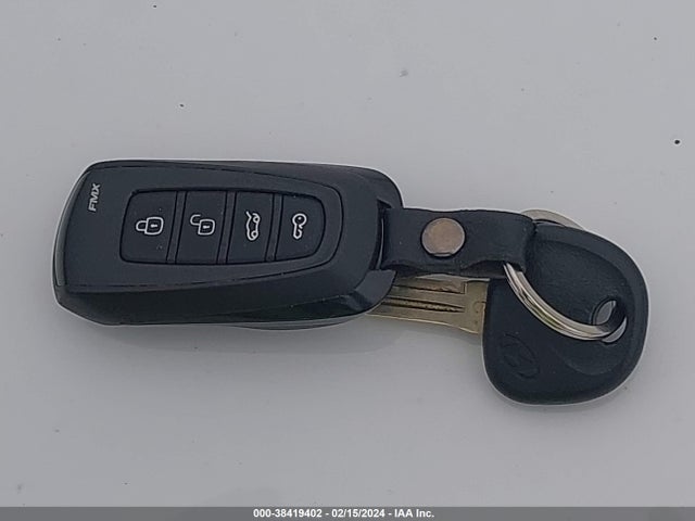2017 HYUNDAI ELANTRA SE VIN: KMHD84LF1HU379771