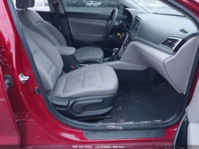2017 HYUNDAI ELANTRA SE VIN: KMHD84LF1HU379771