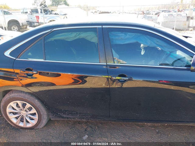 2017 TOYOTA CAMRY LE VIN: 4T1BF1FK6HU742750