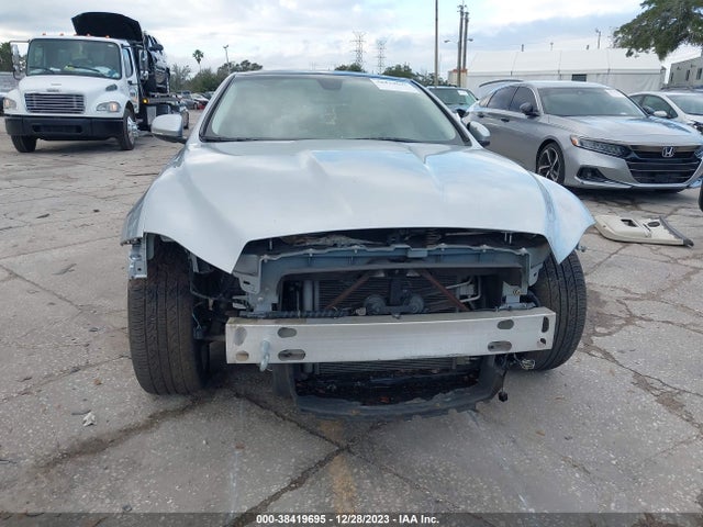 2011 JAGUAR XJ SAJWA2GB1BLV02691 Photo 5