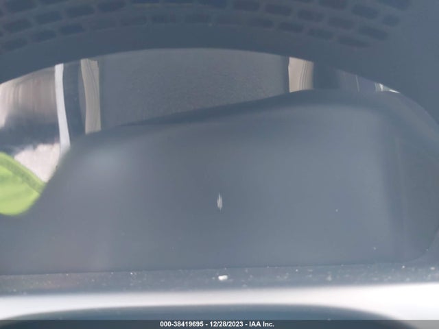 2011 JAGUAR XJ SAJWA2GB1BLV02691 Photo 6