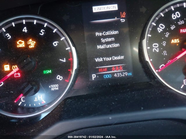 2020 TOYOTA RAV4 XLE VIN: 2T3P1RFV5LC140579