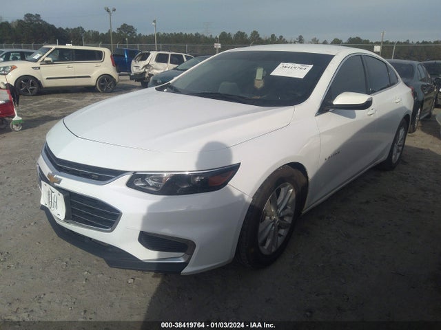 Chevrolet MALIBU LT 2018 1G1ZD5ST5JF247103 Image 2