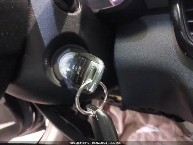 KIA Optima Lx 2019 5XXGT4L33KG306064 Image 11