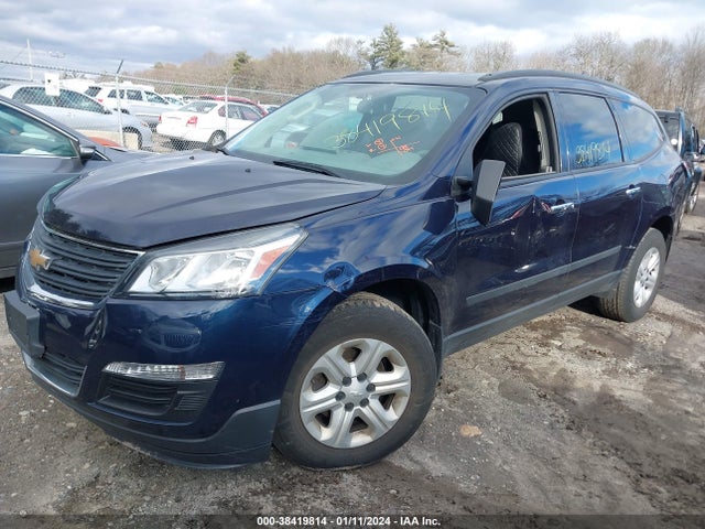 Chevrolet Traverse Ls 2017 1GNKVFKD2HJ172296 Image 2
