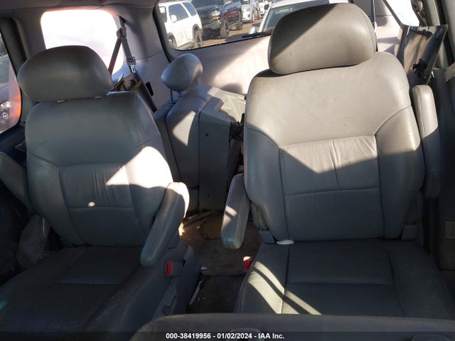 2000 TOYOTA SIENNA XLE VIN: 4T3ZF13C3YU305355