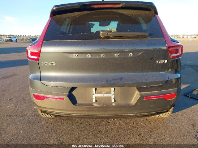 Volvo Xc40 T5 R-design 2022 YV4162UM4N2791704 Image 16