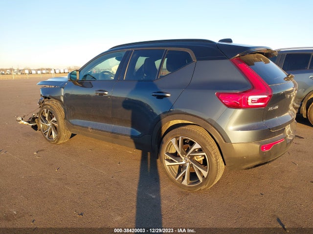 Volvo Xc40 T5 R-design 2022 YV4162UM4N2791704 Image 3