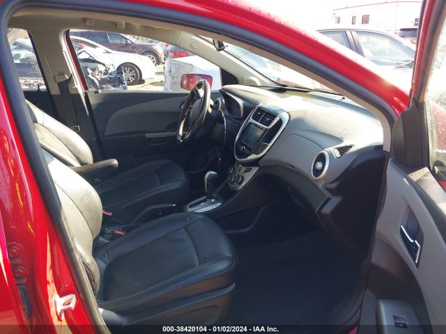 Chevrolet Sonic Premier Auto 2017 1G1JF5SB9H4113859 Image 5