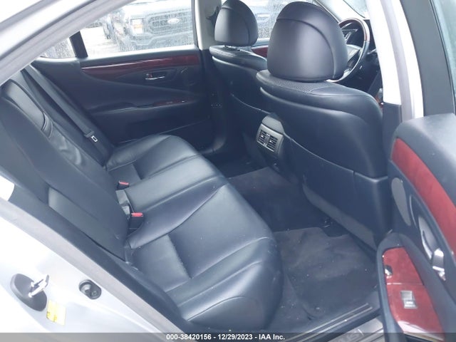 2008 LEXUS LS 460 VIN: JTHBL46F785064424