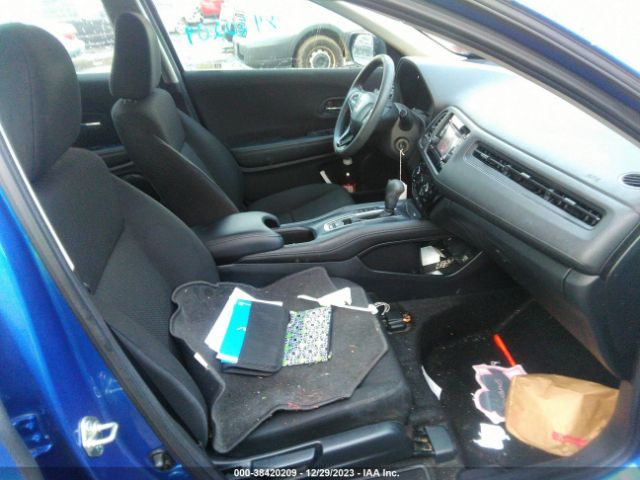 3CZRU6H35JM714695 Honda HR-V LX