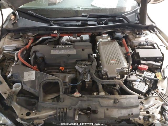 1HGCR6F74EA009538 Honda Accord Hybrid Touring