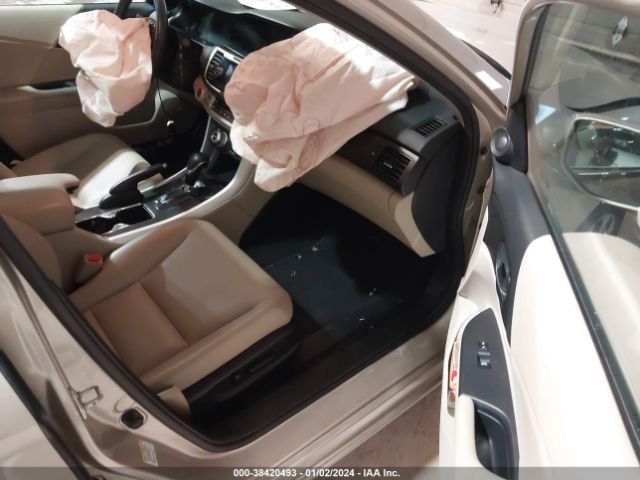 1HGCR6F74EA009538 Honda Accord Hybrid Touring