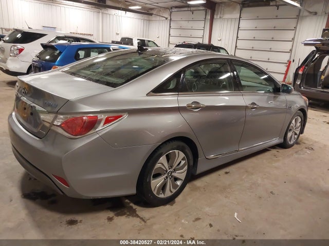 Hyundai Sonata Hybrid Limited 2015 KMHEC4A45FA119540 Image 4