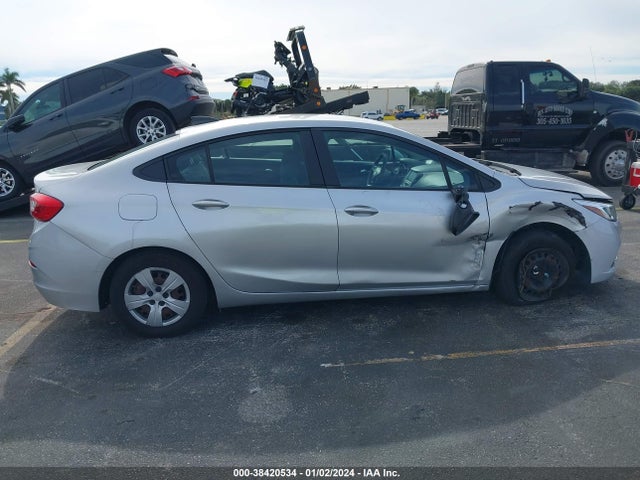 Chevrolet Cruze Ls Auto 2017 1G1BC5SM3H7279209 Image 13