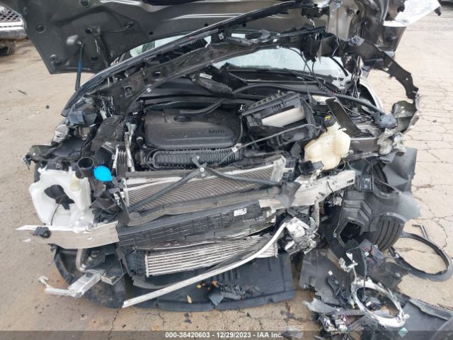 2020 MINI CLUBMAN WMWXJ1C0XL2L48911 Photo 9