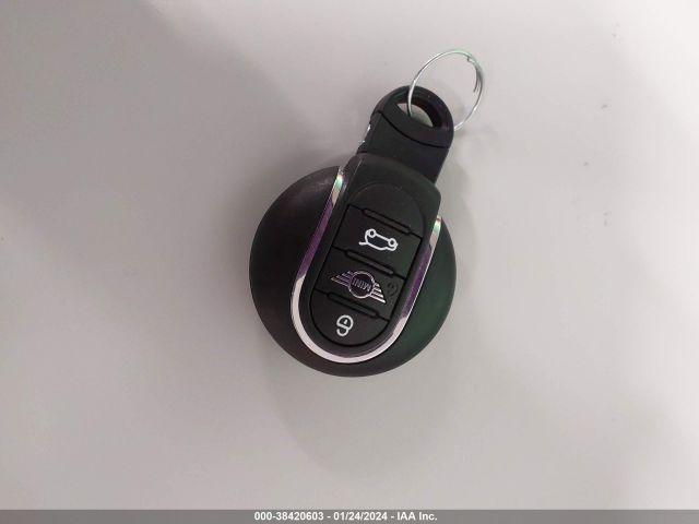 2020 MINI CLUBMAN WMWXJ1C0XL2L48911 Photo 10