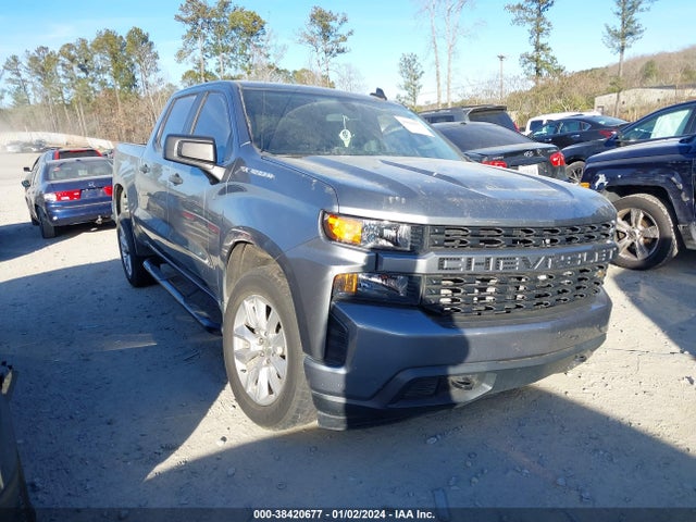 2019 1GCPWBEH1KZ355880 main image