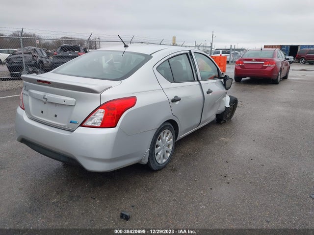 2016 NISSAN VERSA 1.6 S+ VIN: 3N1CN7AP1GL869810