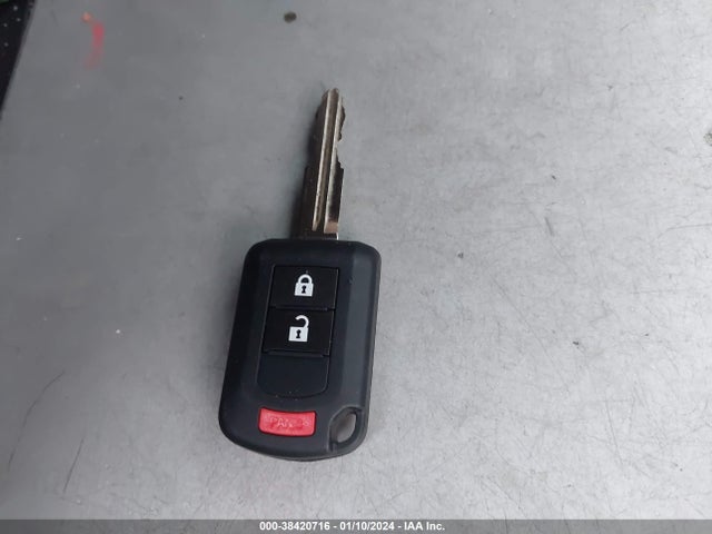 ML32FUFJ3PHF03229 Mitsubishi Mirage G4 Black Edition/es/le