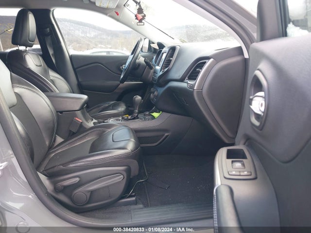 1C4PJMLB6KD367951 Jeep Cherokee Latitude Plus 4x4