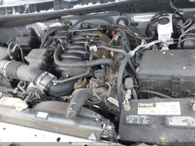 5TFDY5F18HX614014 Toyota Tundra Sr5 5.7l V8