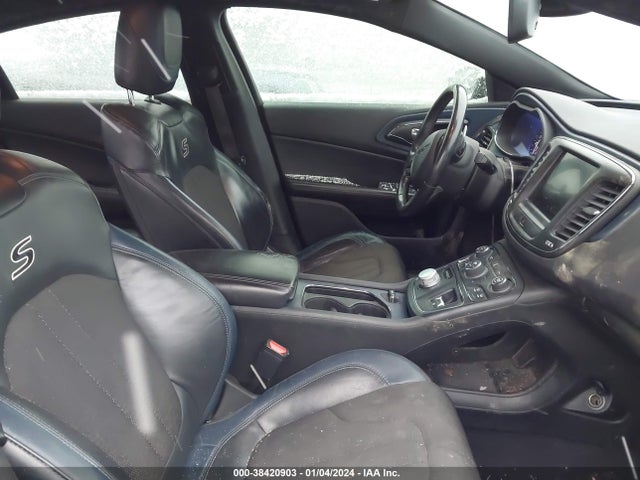 2015 CHRYSLER 200 S VIN: 1C3CCCBG0FN638393