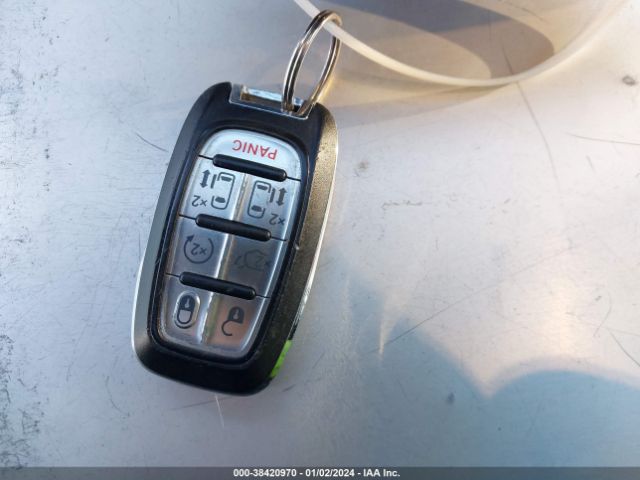 2020 CHRYSLER PACIFICA 2C4RC1BG4LR128265 Photo 10