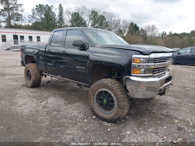 2018 1GC2KUEG7JZ118849 main image