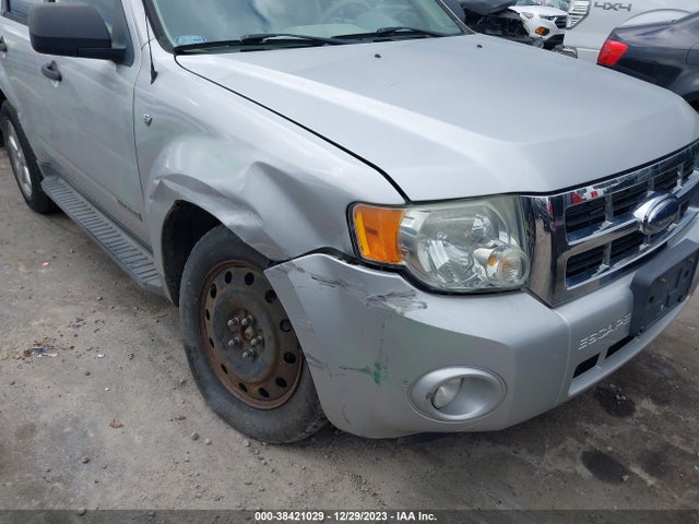 2008 FORD ESCAPE XLT VIN: 1FMCU93148KC45258
