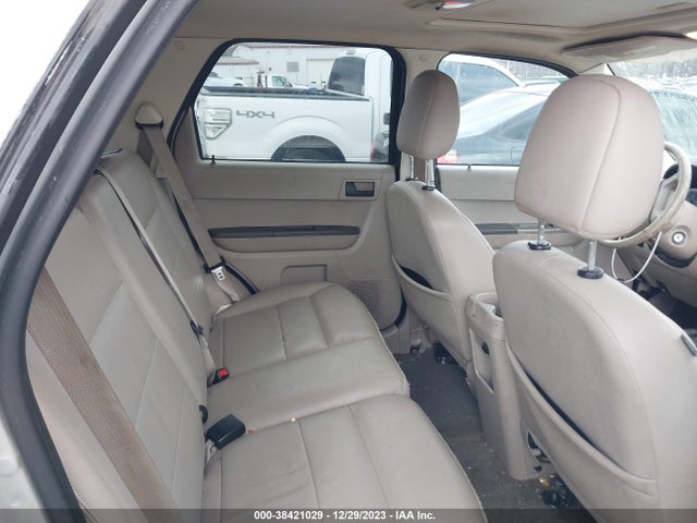 2008 FORD ESCAPE XLT VIN: 1FMCU93148KC45258