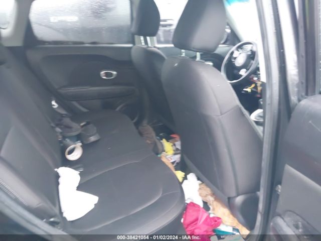 KNDJN2A2XG7264717 KIA Soul !
