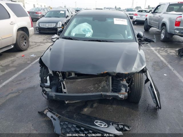 KM8K2CABXNU905152 Hyundai Kona Se