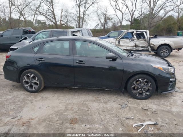 3KPF24AD8KE060499 KIA Forte Lxs